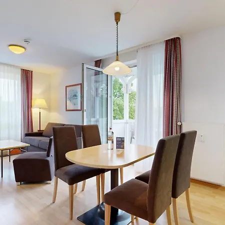 Aparthotel Apartmenthaus Binzer Sterne 3*