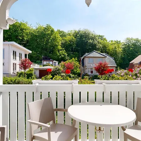 Apartmenthaus Binzer Sterne Aparthotel Binz