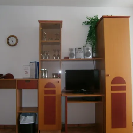 Appartementhaus Binzer Sterne Ξενοδοχείο με διαμερίσματα 3*