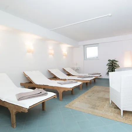 Appartementhaus Binzer Sterne Апарт-отель 3*