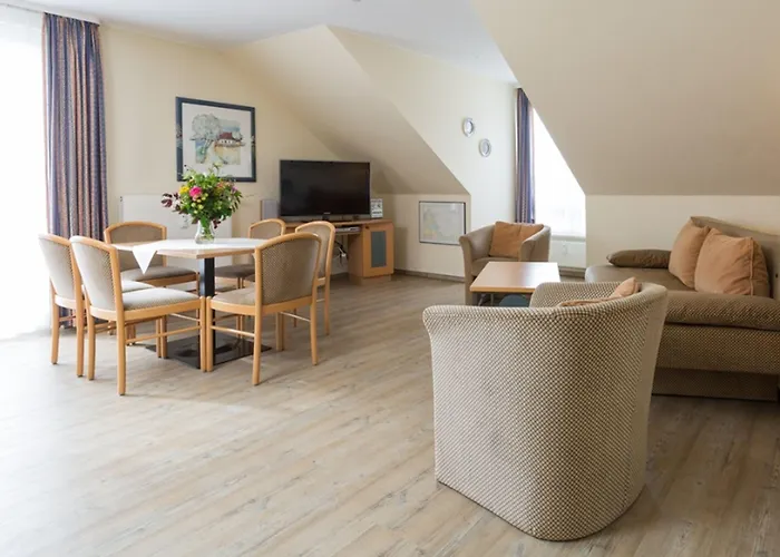 Appartementhaus Binzer Sterne Hotel apartamentowy